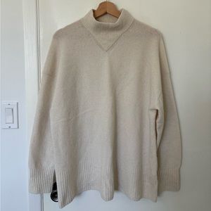 EVERLANE - Size L - Alpaca mock neck
